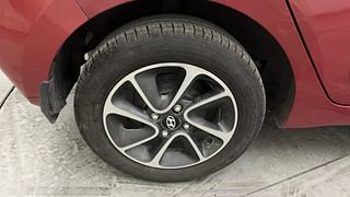 Used 2018 Hyundai Grand i10 [2017-2020] Asta 1.2 Kappa VTVT Petrol Manual tyres RIGHT REAR TYRE RIM VIEW