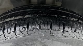Used 2016 Renault Kwid [2015-2019] RXL Petrol Manual tyres RIGHT FRONT TYRE TREAD VIEW