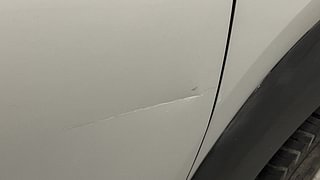 Used 2016 Renault Kwid [2015-2019] RXT Petrol Manual dents MINOR DENT