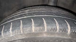 Used 2017 Volkswagen Ameo [2016-2017] Highline 1.5L AT (D) Diesel Automatic tyres LEFT REAR TYRE TREAD VIEW