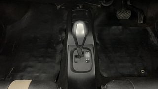 Used 2018 Maruti Suzuki Wagon R 1.0 [2015-2019] VXI AMT Petrol Automatic interior GEAR  KNOB VIEW