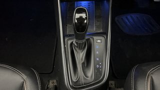 Used 2021 Hyundai New i20 Asta 1.0 Turbo DCT Petrol Automatic interior GEAR  KNOB VIEW