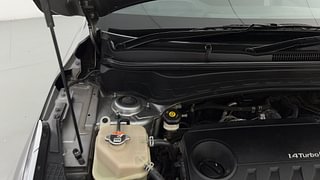 Used 2020 Kia Seltos GTX Plus Petrol Manual engine ENGINE RIGHT SIDE HINGE & APRON VIEW