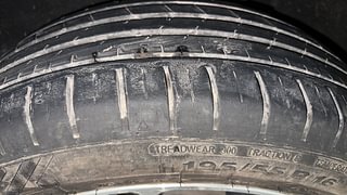 Used 2020 Toyota Glanza [2019-2022] G CVT Petrol Automatic tyres LEFT REAR TYRE TREAD VIEW