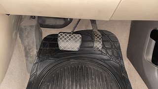 Used 2016 volkswagen Vento 1.2L Highline Petrol AT Petrol Automatic interior PEDALS VIEW