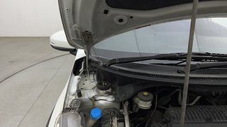 Used 2017 Honda BR-V [2016-2020] V CVT Petrol Petrol Automatic engine ENGINE RIGHT SIDE HINGE & APRON VIEW