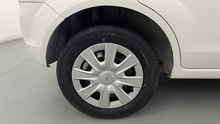 Used 2014 Ford Figo [2010-2015] Duratec Petrol ZXI 1.2 Petrol Manual tyres RIGHT REAR TYRE RIM VIEW