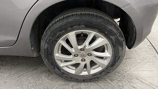 Used 2014 Maruti Suzuki Swift [2011-2017] ZXi Petrol Manual tyres LEFT REAR TYRE RIM VIEW