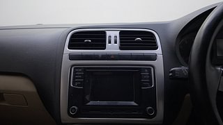 Used 2017 Volkswagen Ameo [2016-2020] Highline1.2L (P) Petrol Manual top_features Integrated (in-dash) music system