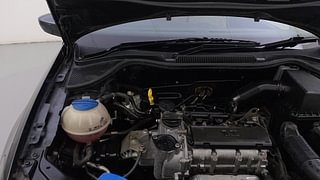 Used 2017 Volkswagen Ameo [2016-2020] Highline1.2L (P) Petrol Manual engine ENGINE RIGHT SIDE HINGE & APRON VIEW