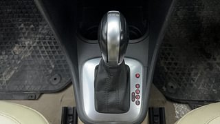 Used 2017 Volkswagen Ameo [2016-2017] Highline 1.5L AT (D) Diesel Automatic interior GEAR  KNOB VIEW