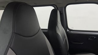 Used 2018 Maruti Suzuki Eeco 7 STR Petrol Manual top_features Headrests