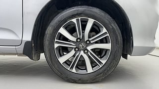Used 2022 Honda Amaze 1.2 VX CVT i-VTEC Petrol Automatic tyres RIGHT FRONT TYRE RIM VIEW
