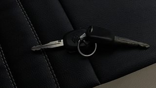 Used 2023 Maruti Suzuki Swift LXI Petrol Manual extra CAR KEY VIEW