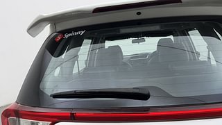 Used 2017 Honda BR-V [2016-2020] V CVT Petrol Petrol Automatic top_features Rear wiper