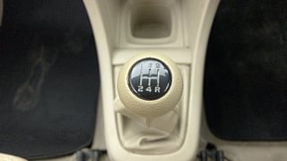 Used 2014 Maruti Suzuki Ertiga [2012-2015] Vxi Petrol Manual interior GEAR  KNOB VIEW