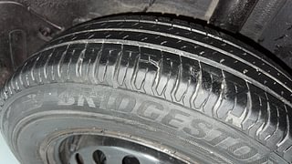 Used 2021 Tata Altroz XE 1.2 Petrol Manual tyres LEFT REAR TYRE TREAD VIEW