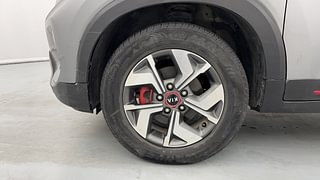 Used 2020 Kia Sonet GTX Plus 1.5 Diesel Manual tyres LEFT FRONT TYRE RIM VIEW