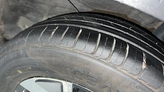 Used 2020 Kia Sonet GTX Plus 1.5 Diesel Manual tyres LEFT REAR TYRE TREAD VIEW