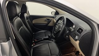 Used 2016 Volkswagen Polo [2015-2019] Highline1.2L (P) Petrol Manual interior RIGHT SIDE FRONT DOOR CABIN VIEW
