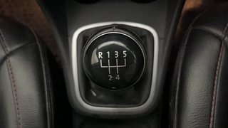 Used 2016 Volkswagen Polo [2015-2019] Highline1.2L (P) Petrol Manual interior GEAR  KNOB VIEW
