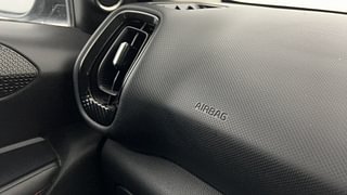 Used 2020 Kia Sonet GTX Plus 1.0 DCT Petrol Automatic top_features Airbags