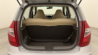 Used 2011 Hyundai i10 [2010-2016] Magna 1.2 Petrol Petrol Manual interior DICKY INSIDE VIEW
