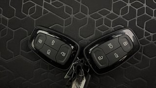 Used 2023 Tata Altroz XZ 1.2 Petrol Manual extra CAR KEY VIEW