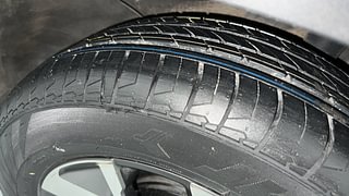 Used 2020 Kia Sonet GTX Plus 1.0 DCT Petrol Automatic tyres LEFT REAR TYRE TREAD VIEW