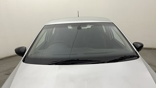 Used 2016 Volkswagen Polo [2015-2019] Highline1.2L (P) Petrol Manual exterior FRONT WINDSHIELD VIEW