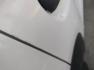 Used 2019 Renault Kwid [2015-2019] 1.0 RXT AMT Petrol Automatic dents MINOR SCRATCH