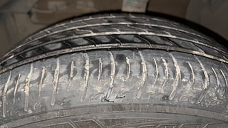 Used 2022 Maruti Suzuki Brezza ZXI Dual Tone Petrol Manual tyres LEFT FRONT TYRE TREAD VIEW
