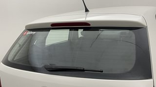 Used 2016 Volkswagen Polo Comfortline 1.2L (P) Petrol Manual top_features Rear defogger
