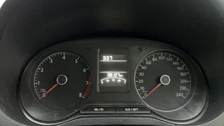 Used 2016 Volkswagen Polo Comfortline 1.2L (P) Petrol Manual interior CLUSTERMETER VIEW