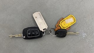 Used 2015 Hyundai Elite i20 [2014-2018] Magna 1.2 Petrol Manual extra CAR KEY VIEW