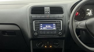 Used 2016 Volkswagen Polo Comfortline 1.2L (P) Petrol Manual interior MUSIC SYSTEM & AC CONTROL VIEW