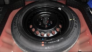Used 2022 Maruti Suzuki Brezza ZXI Dual Tone Petrol Manual tyres SPARE TYRE VIEW