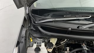 Used 2021 Hyundai New Santro 1.1 Sportz MT Petrol Manual engine ENGINE RIGHT SIDE HINGE & APRON VIEW