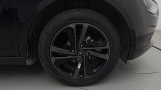 Used 2023 Tata Altroz XZ Plus 1.2 Dark Edition Petrol Manual tyres RIGHT FRONT TYRE RIM VIEW