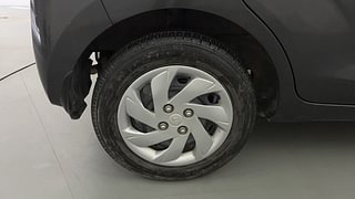 Used 2021 Hyundai New Santro 1.1 Sportz MT Petrol Manual tyres RIGHT REAR TYRE RIM VIEW