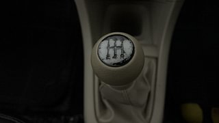 Used 2013 Maruti Suzuki Swift Dzire ZDI Diesel Manual interior GEAR  KNOB VIEW