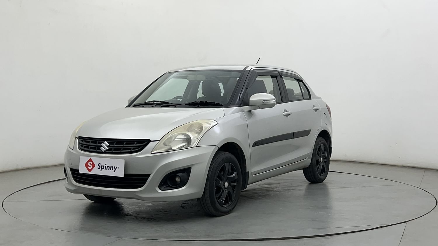 LEFT FRONT CORNER VIEW