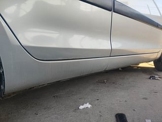 Used 2013 Maruti Suzuki Swift Dzire ZDI Diesel Manual dents MINOR SCRATCH