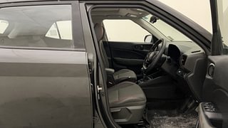 Used 2021 Hyundai Venue SX 1.0 (O) Turbo iMT Petrol Manual interior RIGHT SIDE FRONT DOOR CABIN VIEW