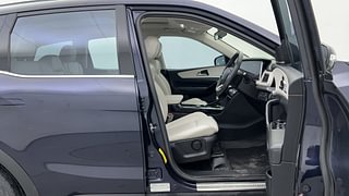Used 2022 Mahindra XUV700 AX 7 Petrol AT Luxury Pack 7 STR Petrol Automatic interior RIGHT SIDE FRONT DOOR CABIN VIEW