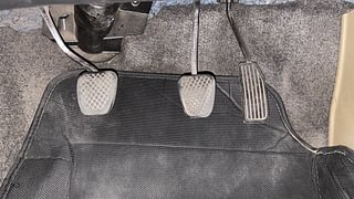 Used 2014 Honda Amaze 1.2 S i-VTEC Petrol Manual interior PEDALS VIEW