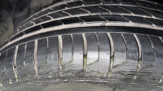 Used 2022 Maruti Suzuki S-Cross Sigma Petrol Manual tyres RIGHT FRONT TYRE TREAD VIEW