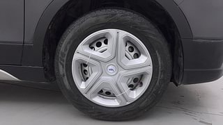 Used 2022 Maruti Suzuki S-Cross Sigma Petrol Manual tyres RIGHT FRONT TYRE RIM VIEW