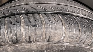 Used 2016 Volkswagen Polo Trendline 1.2L (P) Petrol Manual tyres RIGHT FRONT TYRE TREAD VIEW