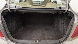 Used 2014 Honda Amaze 1.2 S i-VTEC Petrol Manual interior DICKY INSIDE VIEW